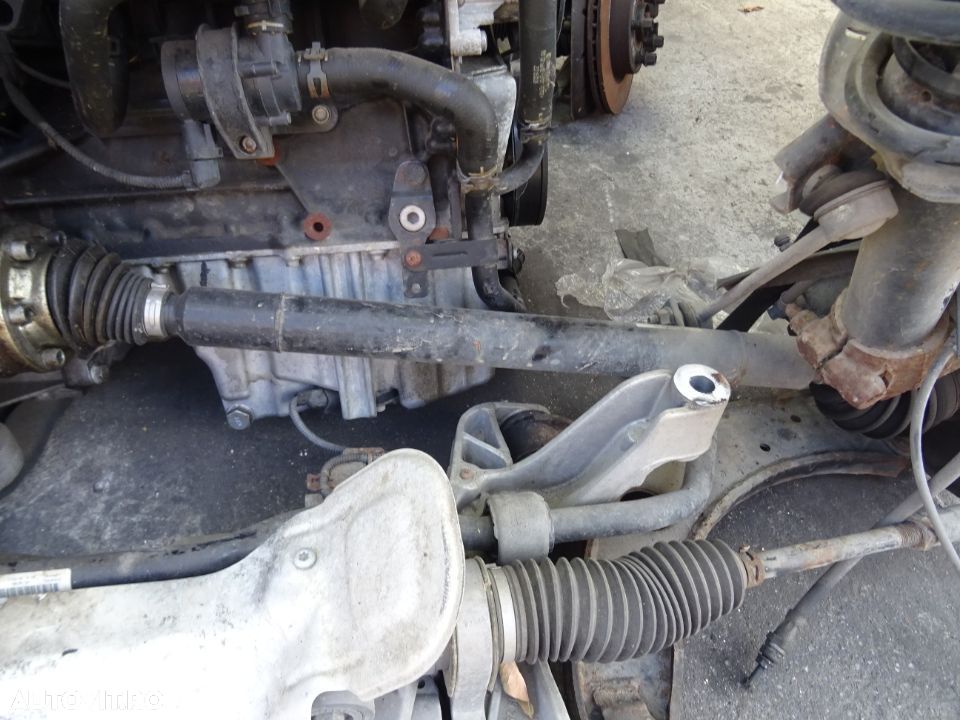 Fuzeta stanga dreapta Volkswagen Golf 5 1.4 TSI CAX din 2008 - 2