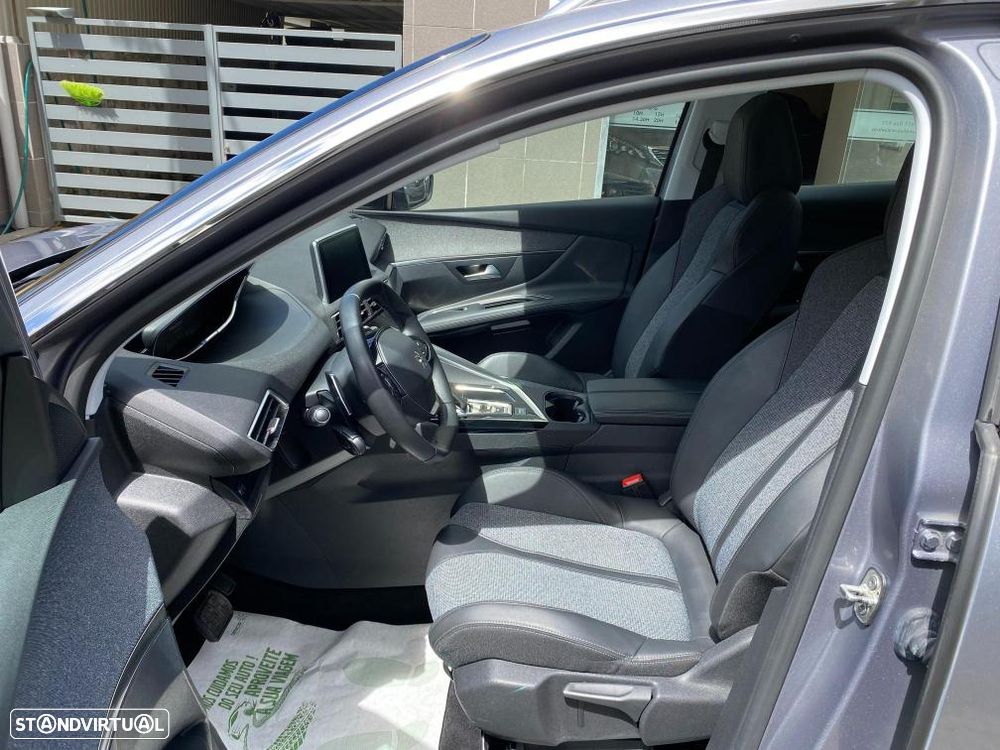 Peugeot 3008 BlueHDi 130 Stop & Start EAT8 Allure - 13