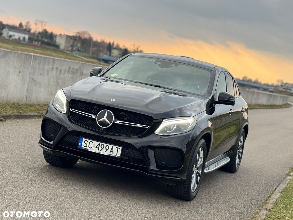 Mercedes-Benz GLE - 1