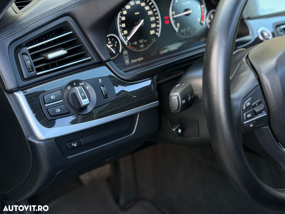 BMW Seria 5 525d xDrive Aut. - 17