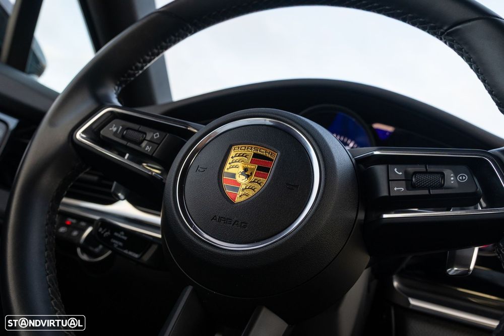 Porsche Panamera 4 - 28