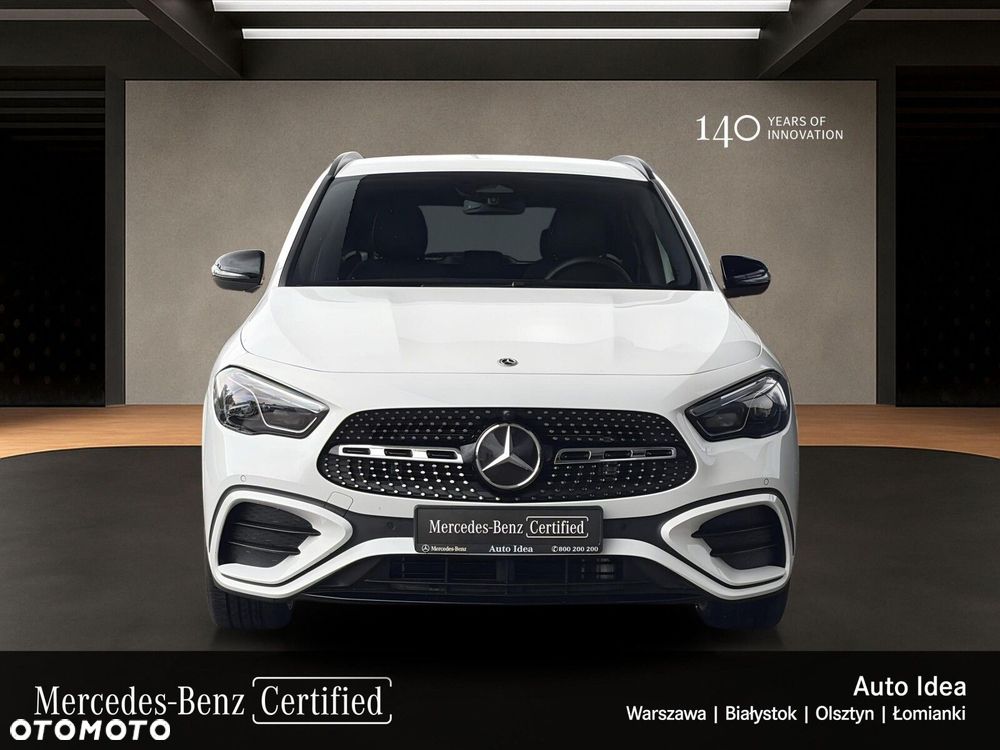 Mercedes-Benz GLA - 9