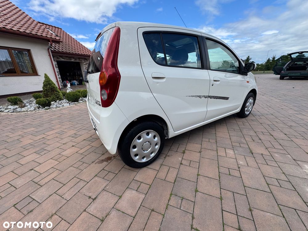 Daihatsu Cuore 1.0 - 7