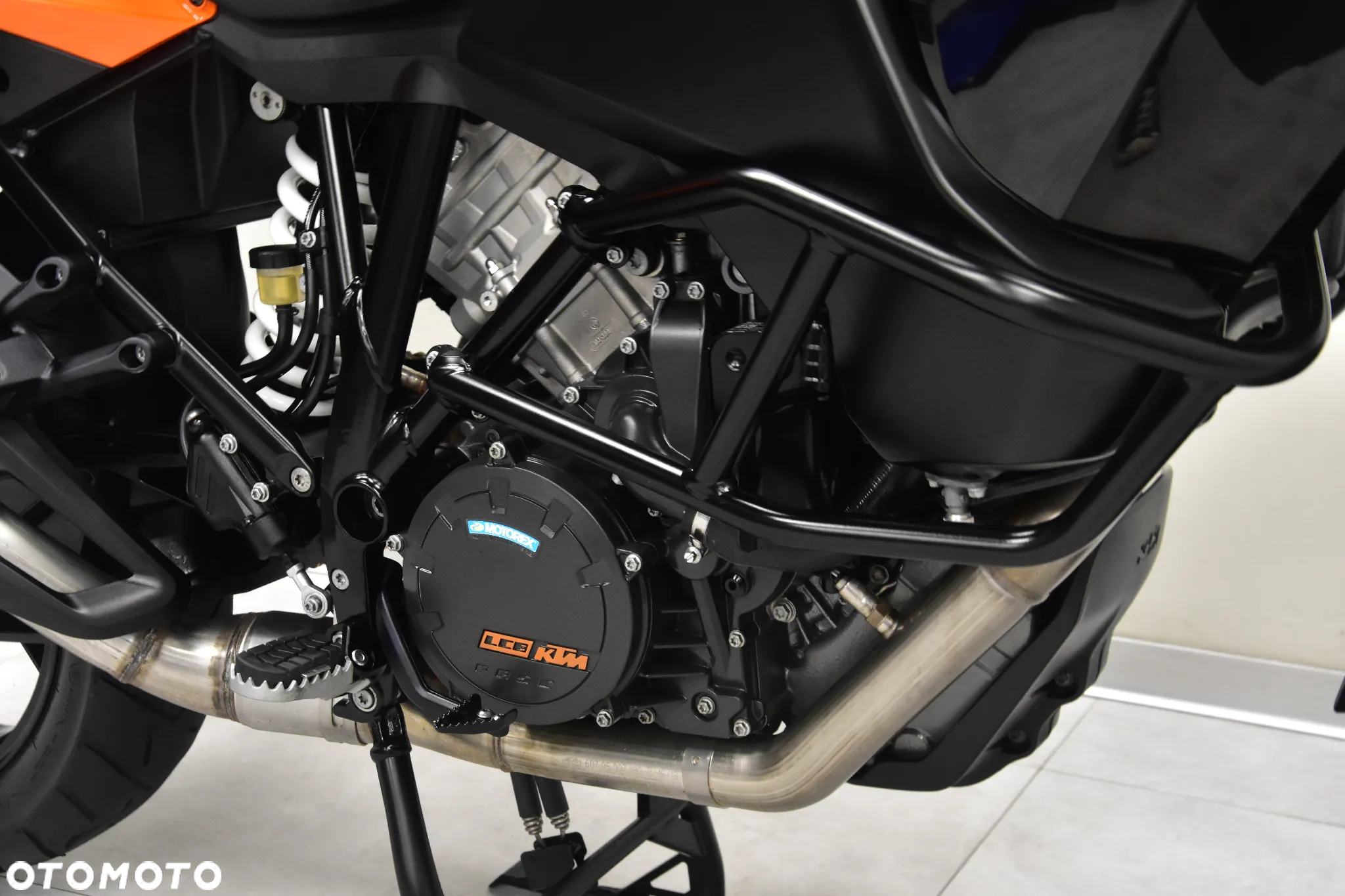 KTM Adventure - 25