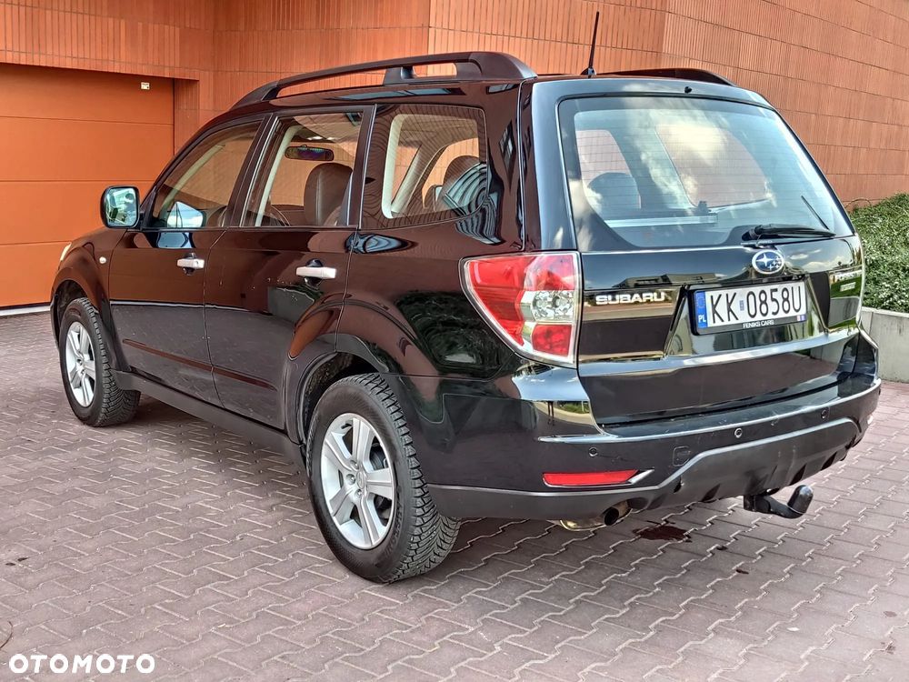 Subaru Forester 2.0X Automatik Exclusive - 4