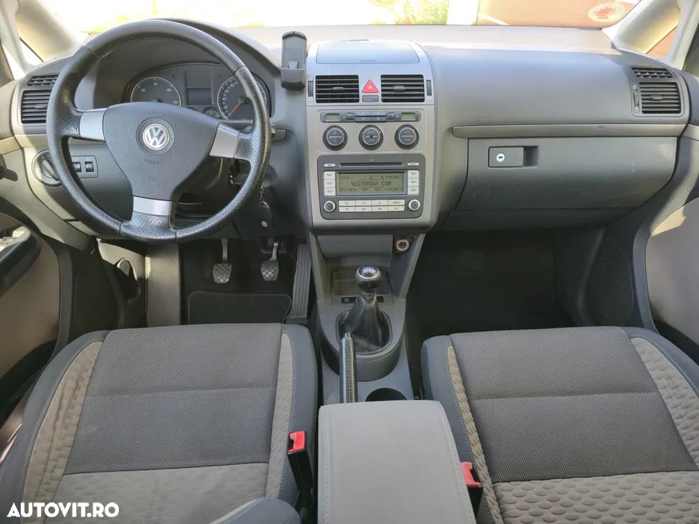 Volkswagen Touran 2.0 TDI DPF Cross - 5