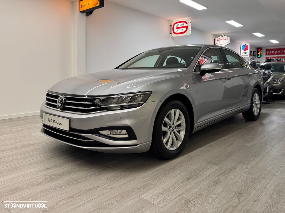 VW Passat 2.0 TDI Business DSG - 25