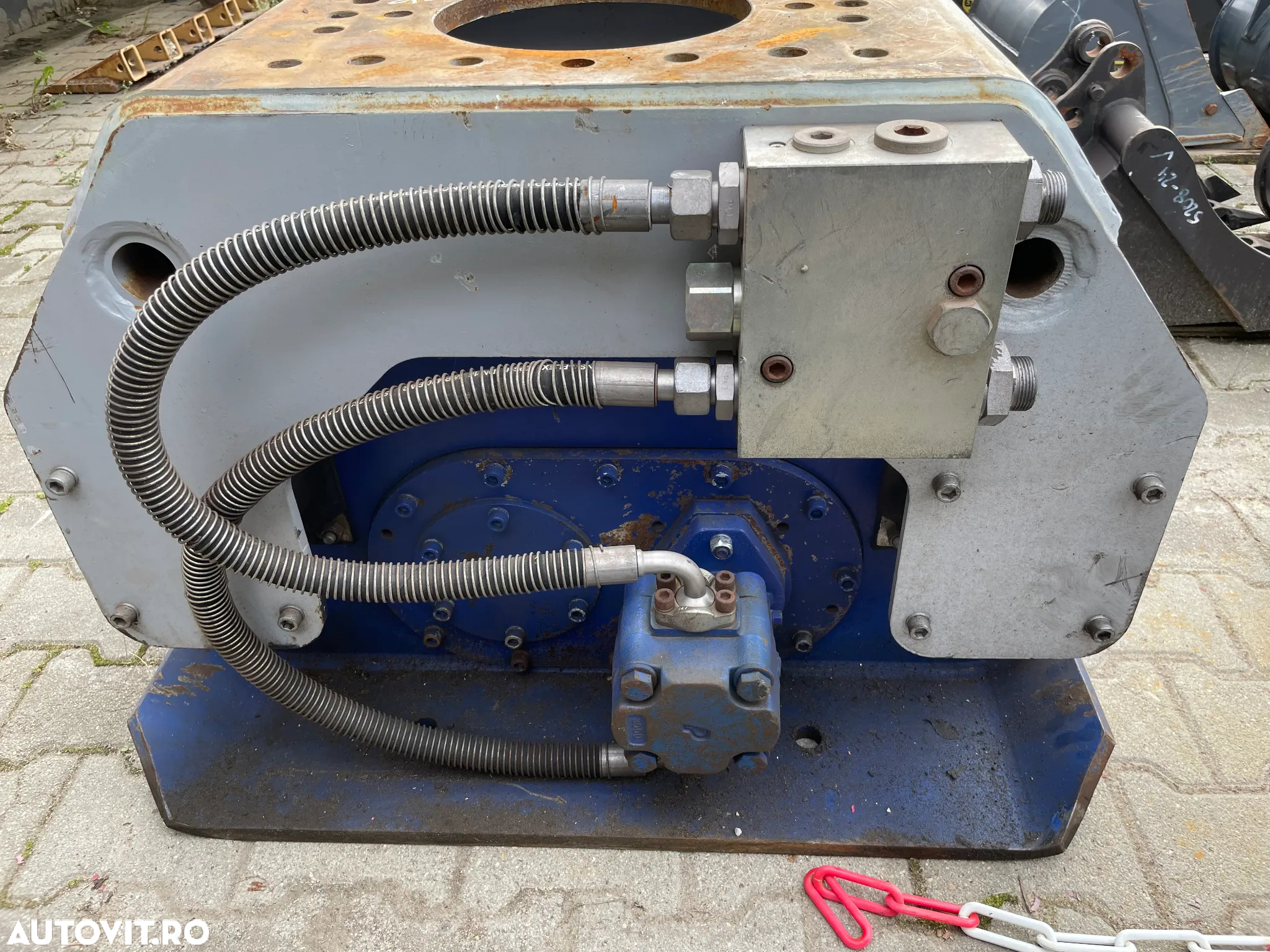 Placa Vibranta Noua SAES HST015, Ptr.Buldoexcavator Si Excavtoare De La 6 La 16 Tone - 4