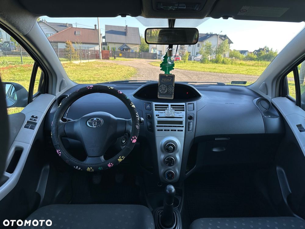 Toyota Yaris 1.4 D-4D Luna A/C - 6