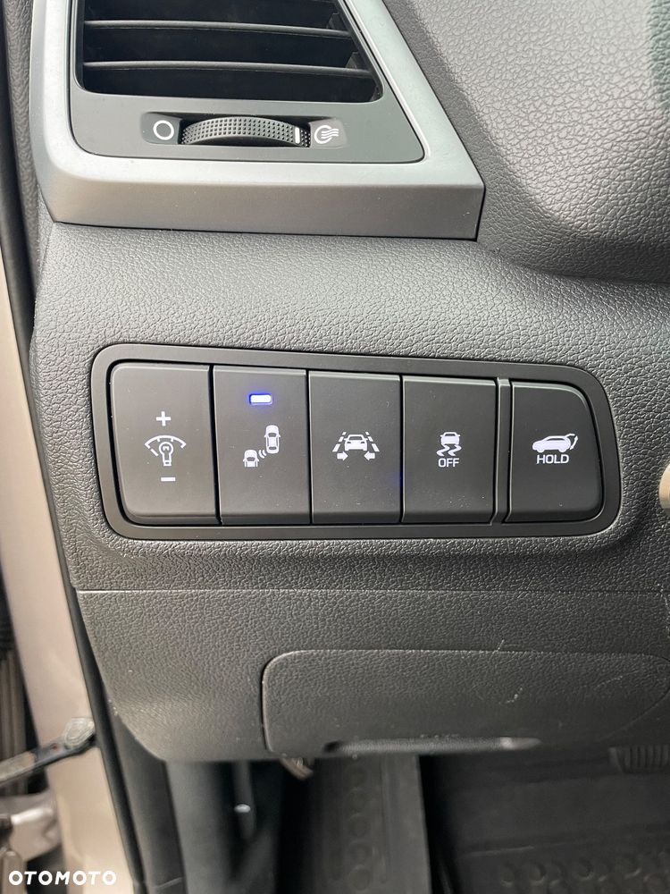 Hyundai Tucson 2.0 CRDI 4WD Automatik Premium - 15