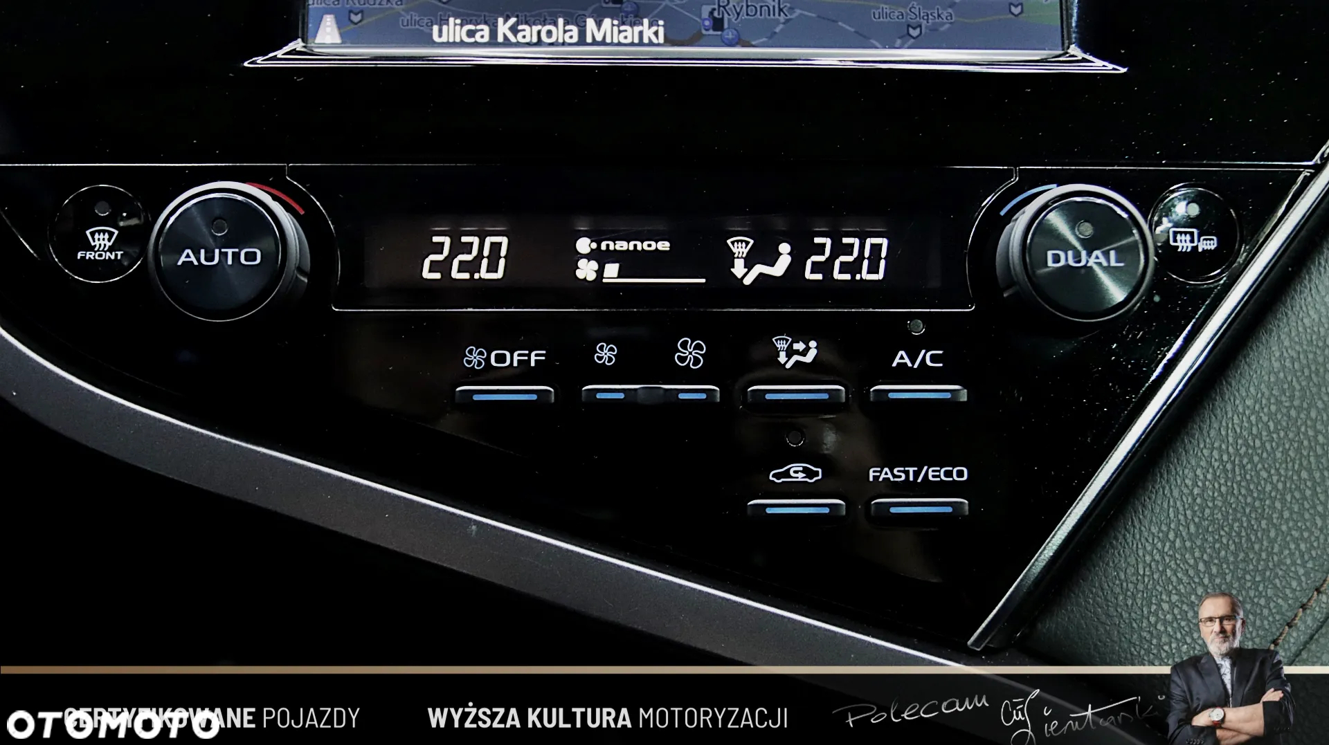 Toyota Camry 2.5 Hybrid Comfort CVT - 22