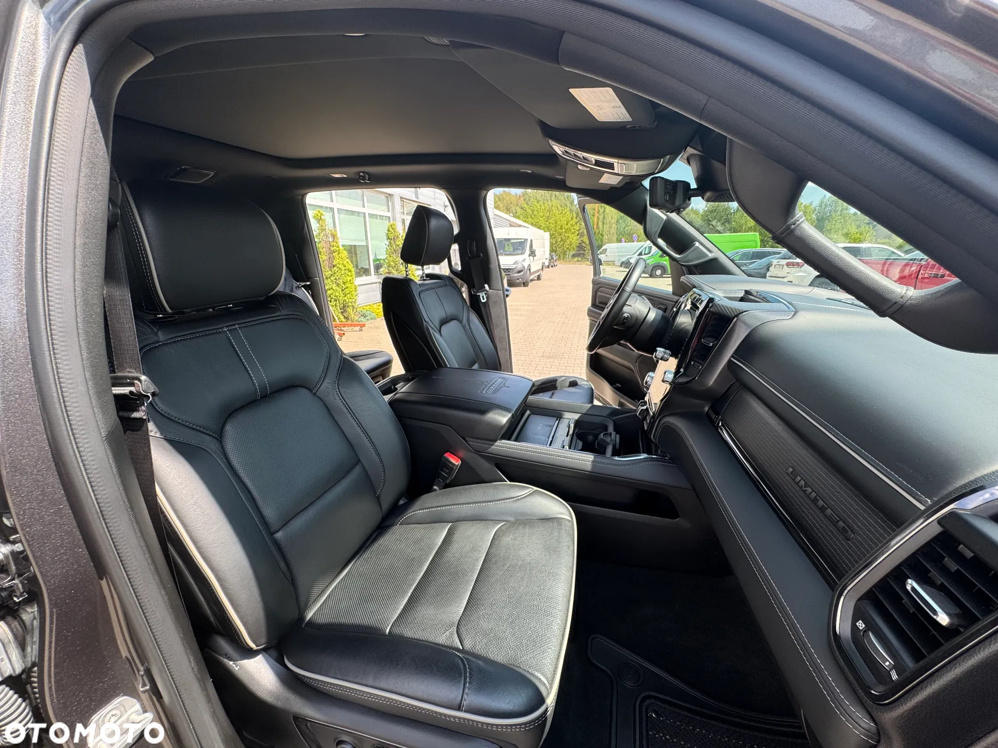 RAM 1500 Crew Cab Limited - 27