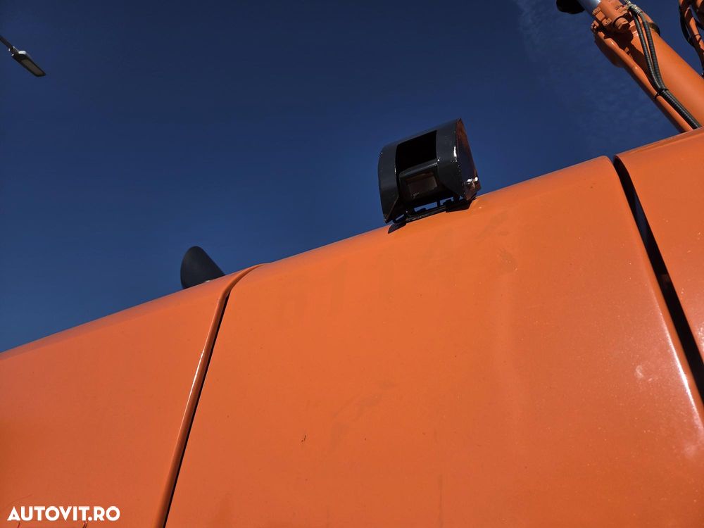 Hitachi ZX290LCN, 30 tone, 2014, 9.152h, latime 2,99m, 3 brate excavare, inst picon, inst rotire, gresare automata, Cupla rapida hidr, cupa 1,8mc, senile 80% ok, ad sapare 7m, bolt diam 90mm, 3 pompe hidr HITACHI, STARE BUNA-PROMOTIE 66.900 EUR+Tva - 27