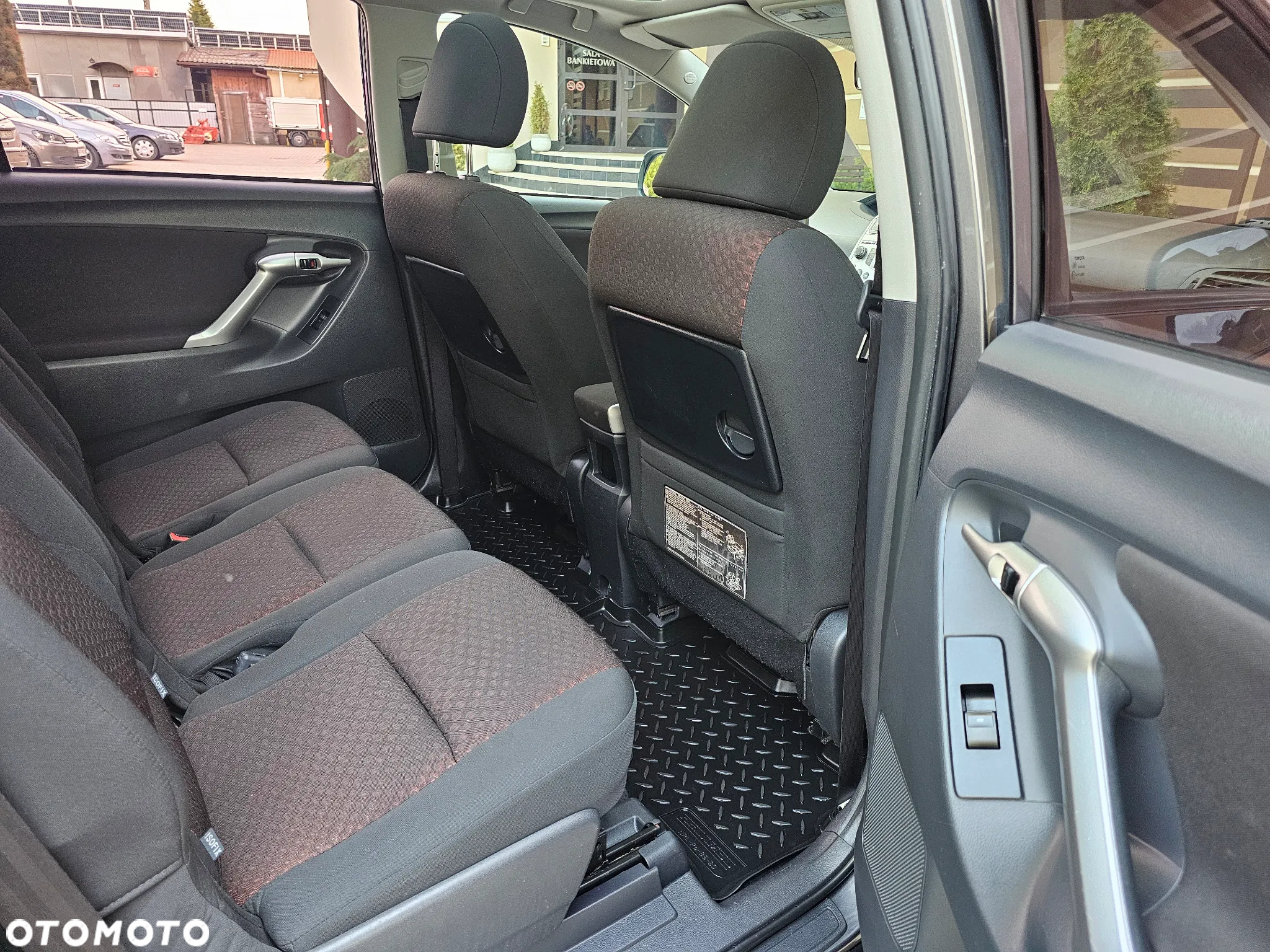 Toyota Verso 1.8 5-Sitzer Comfort - 11
