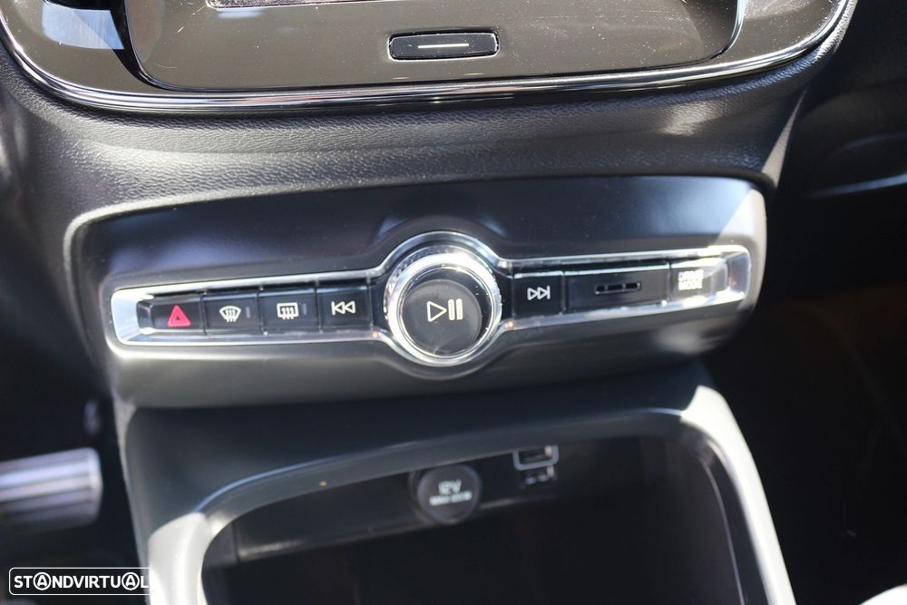 Volvo XC 40 1.5 T5 PHEV R-Design - 32