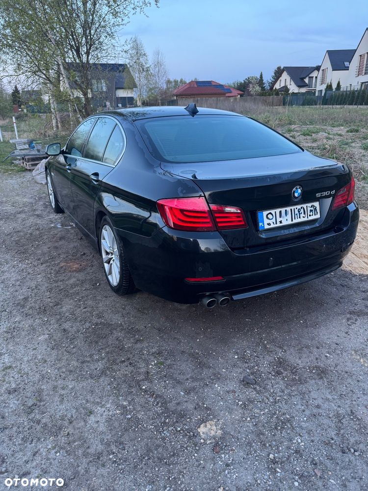 BMW Seria 5 530d xDrive - 2