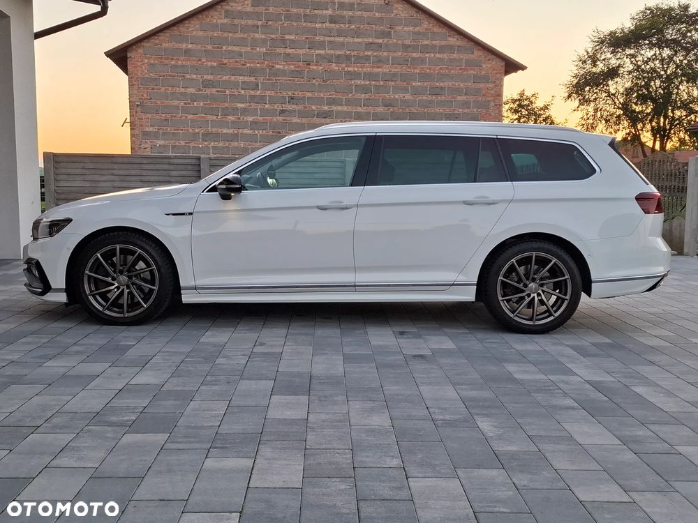 Volkswagen Passat 2.0 TDI SCR 4Motion DDG Highline - 4