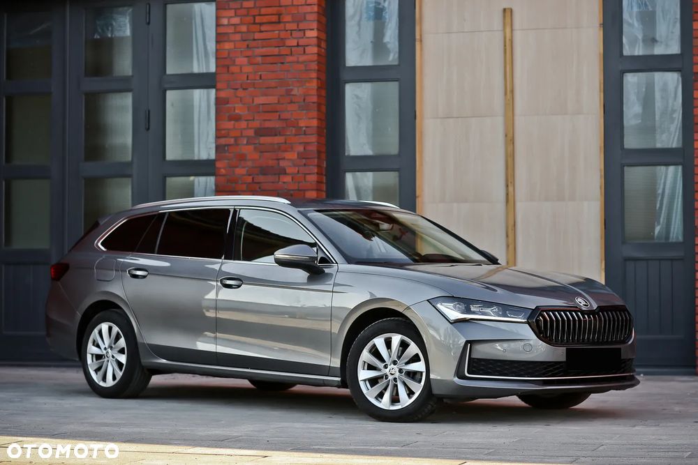 Skoda Superb 2.0 TDI SCR Selection DSG - 4