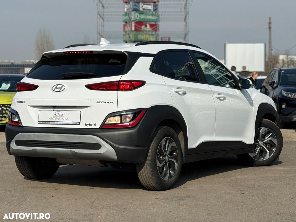 Hyundai KONA - 9