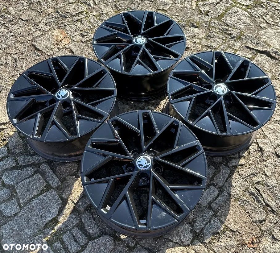 Skoda Octavia 5x112 17 Felgi Alu OE 7J ET 46 - 2