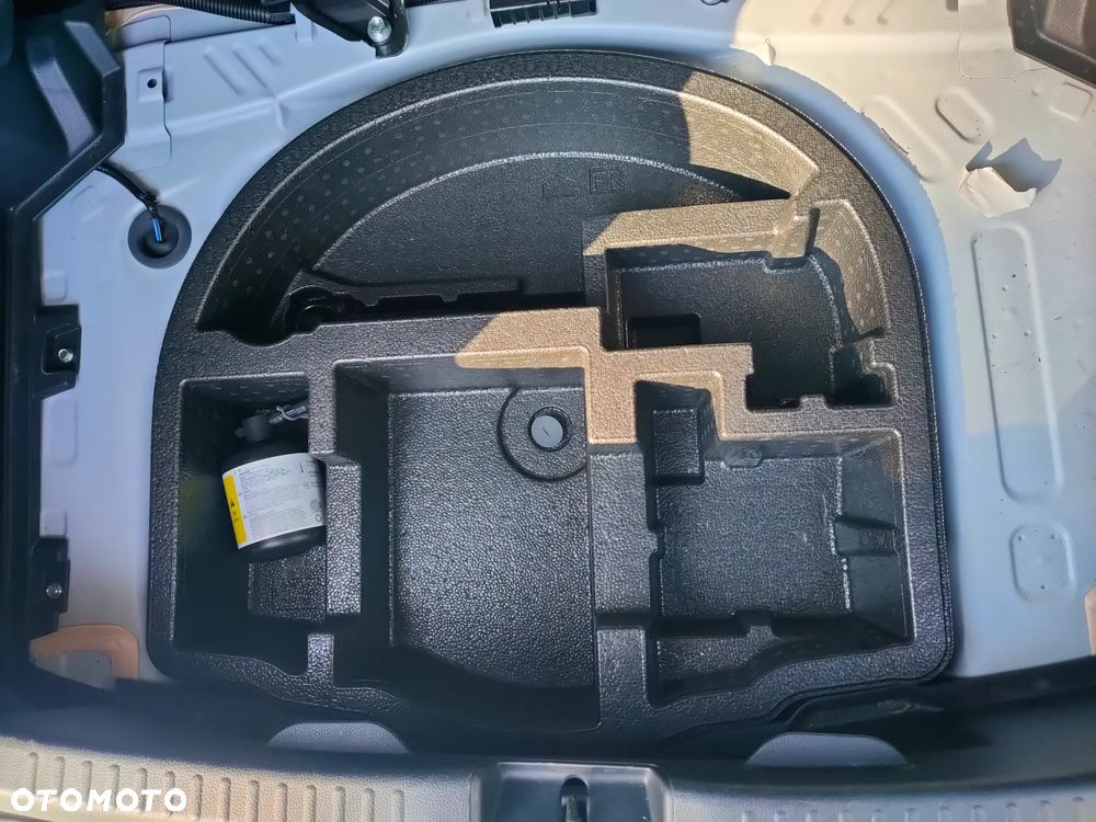 Toyota Yaris - 13