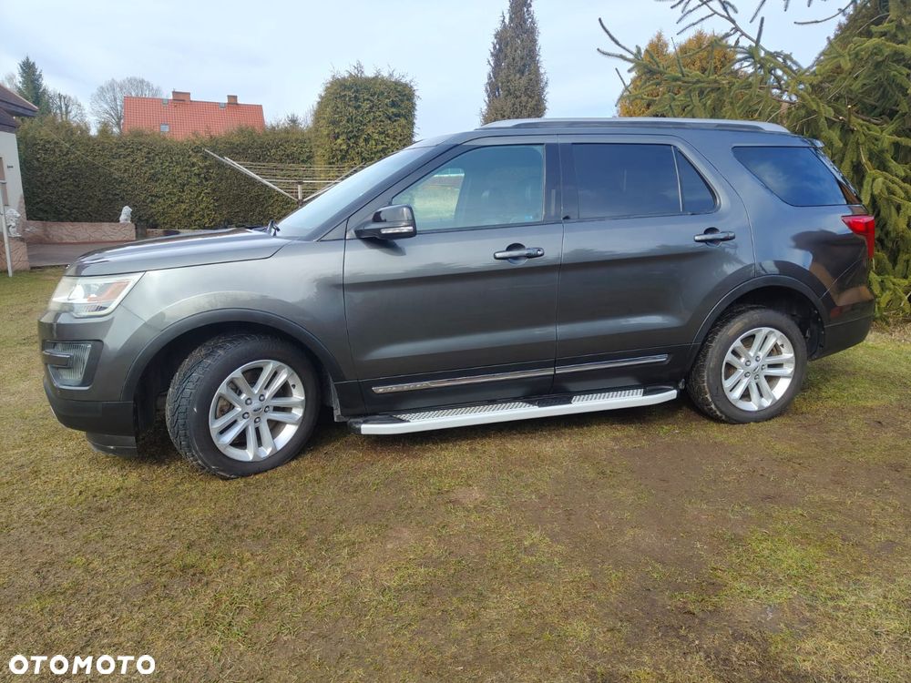 Ford Explorer - 7