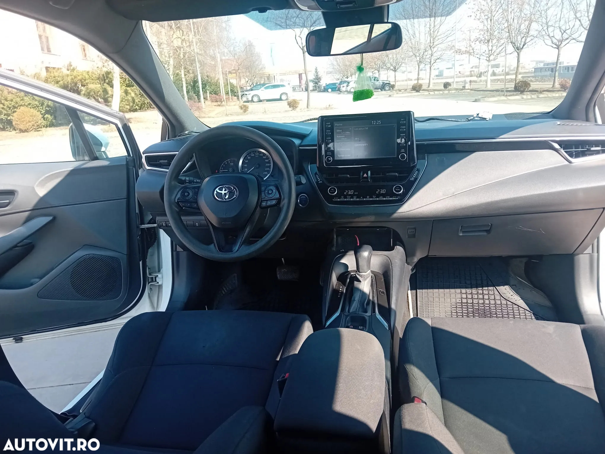 Toyota Corolla 1.8 HSD Eco - 9