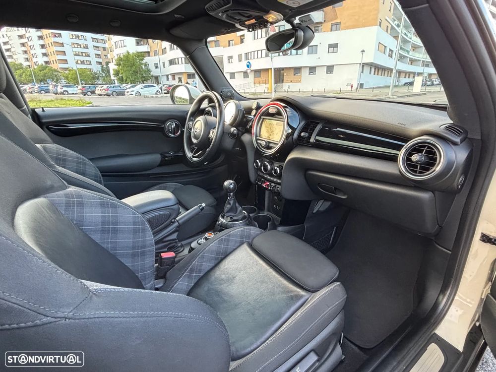 MINI 3 Portas Cooper D - 8