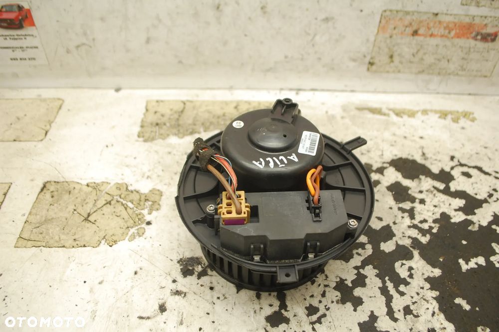 WENTYLATOR NAWIEWU 1K1820015 SEAT ALTEA VW GOLF V AUDI SKODA - 1