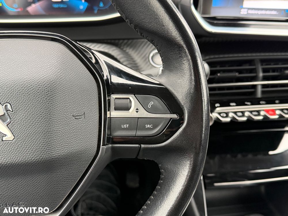Peugeot 2008 1.5 BlueHDI STT Allure - 24