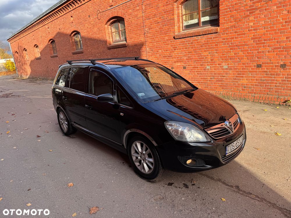 Opel Zafira 1.7 CDTI Cosmo - 1