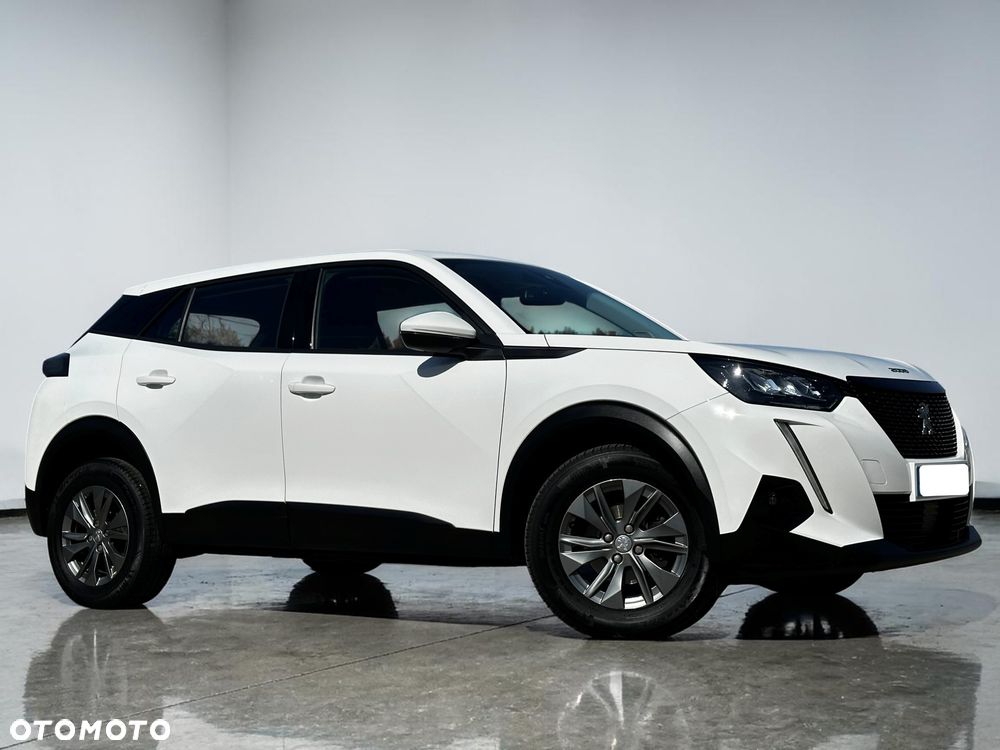 Peugeot 2008 PureTech 130 EAT8 Allure - 4