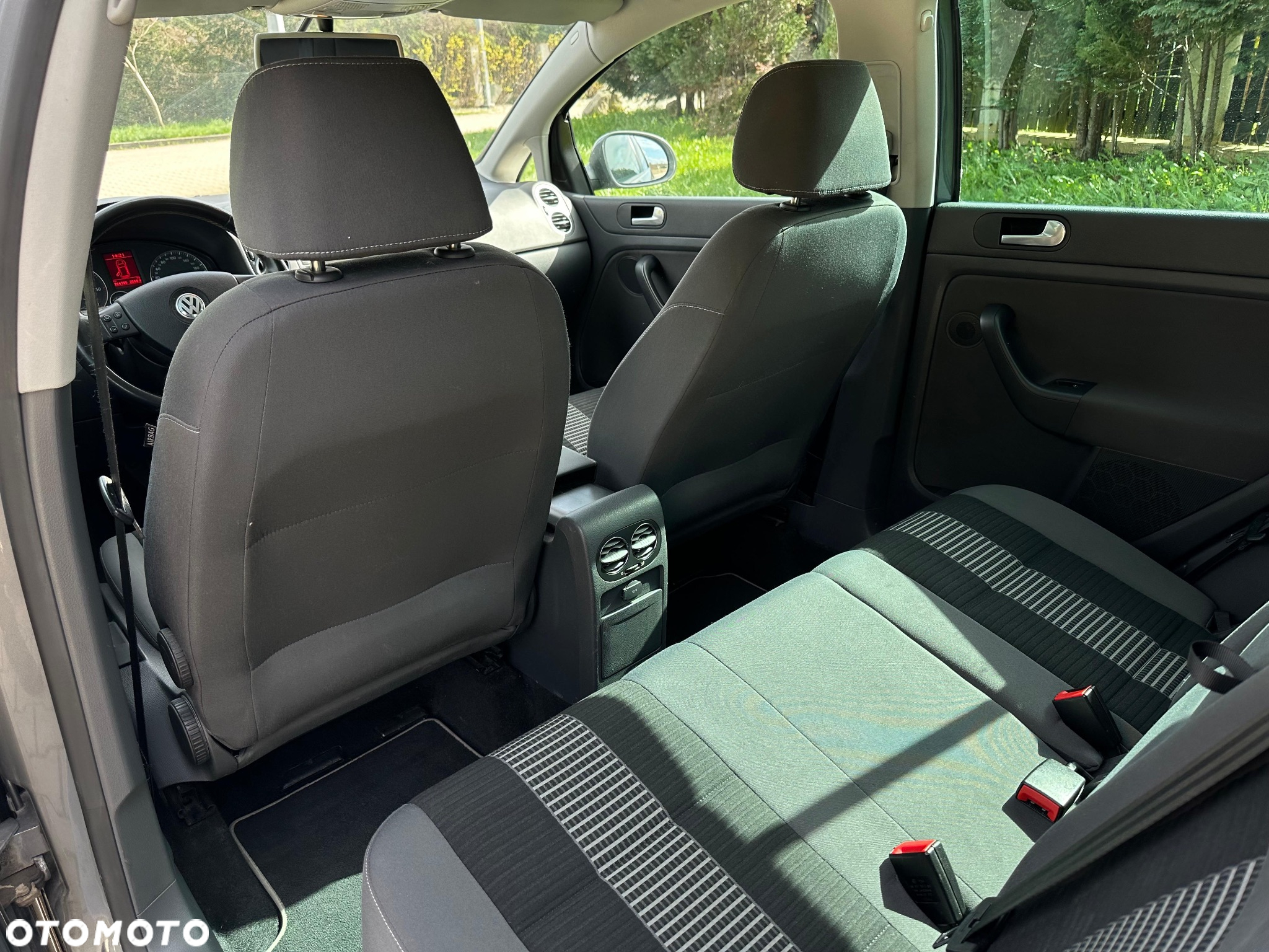 Volkswagen Golf Plus - 16