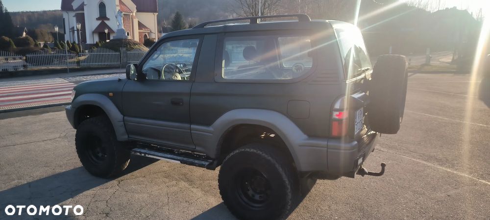 Toyota Land Cruiser - 3