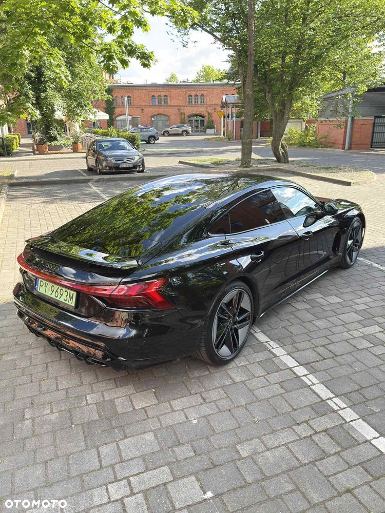 Audi e-tron GT - 16