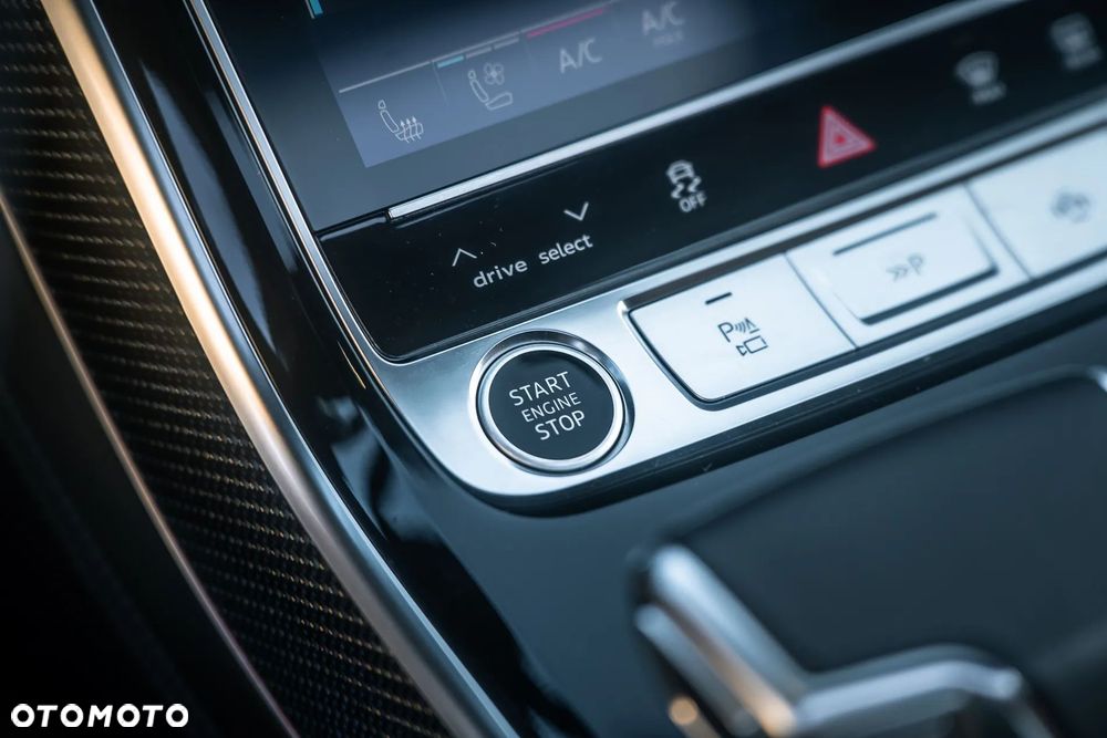 Audi A8 - 34