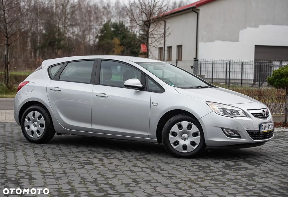 Opel Astra - 3