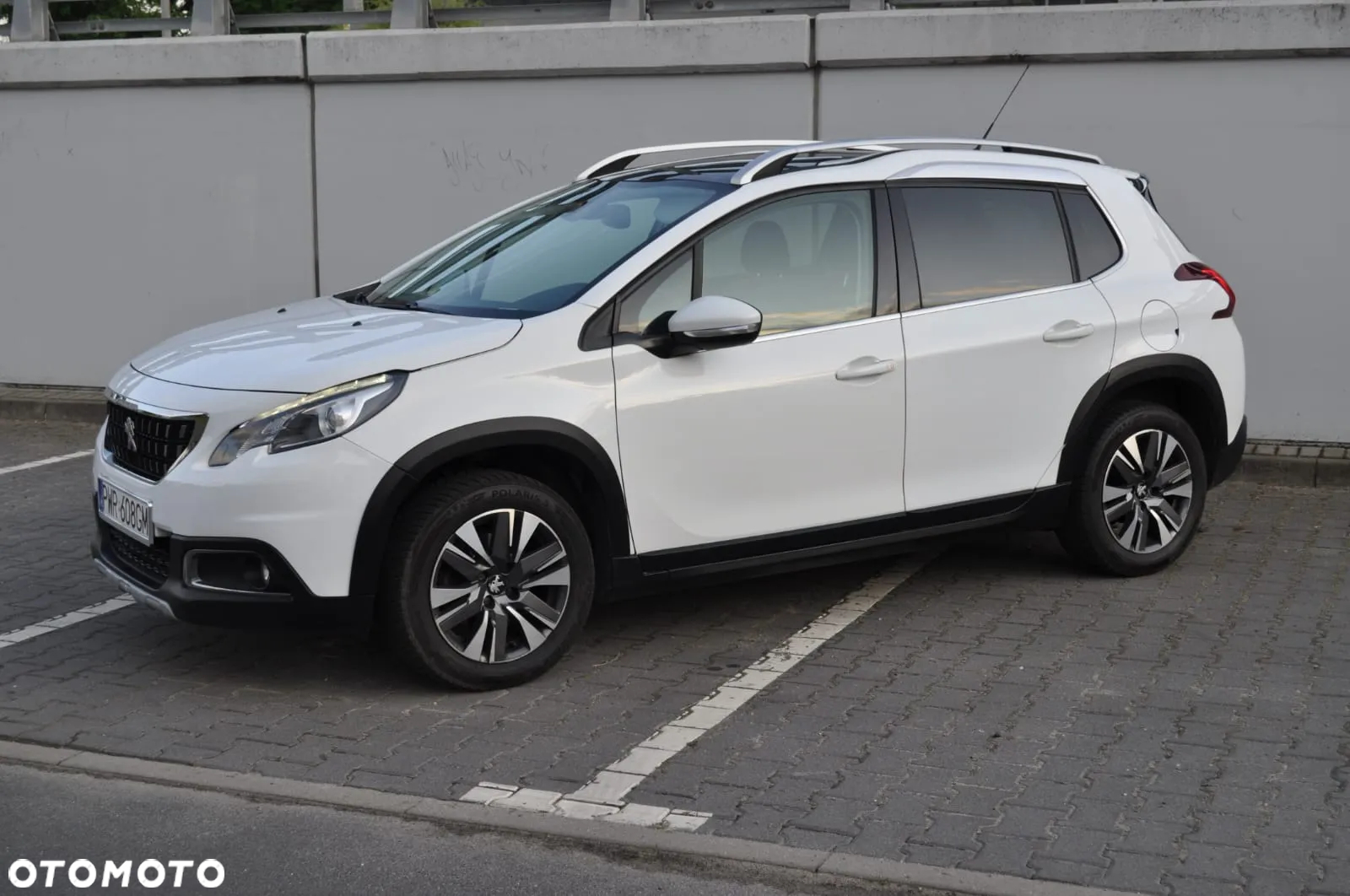 Peugeot 2008 - 2