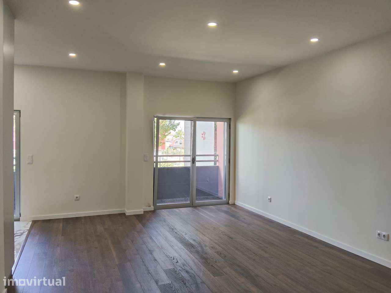 Apartamento T2 novo Mem Martins - Grande imagem: 2/10