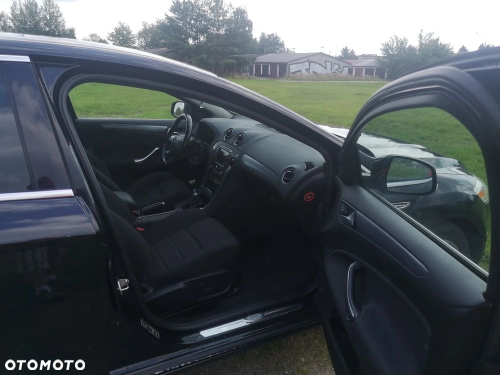 Ford Mondeo SW 2.0 TDCi Titanium - 13