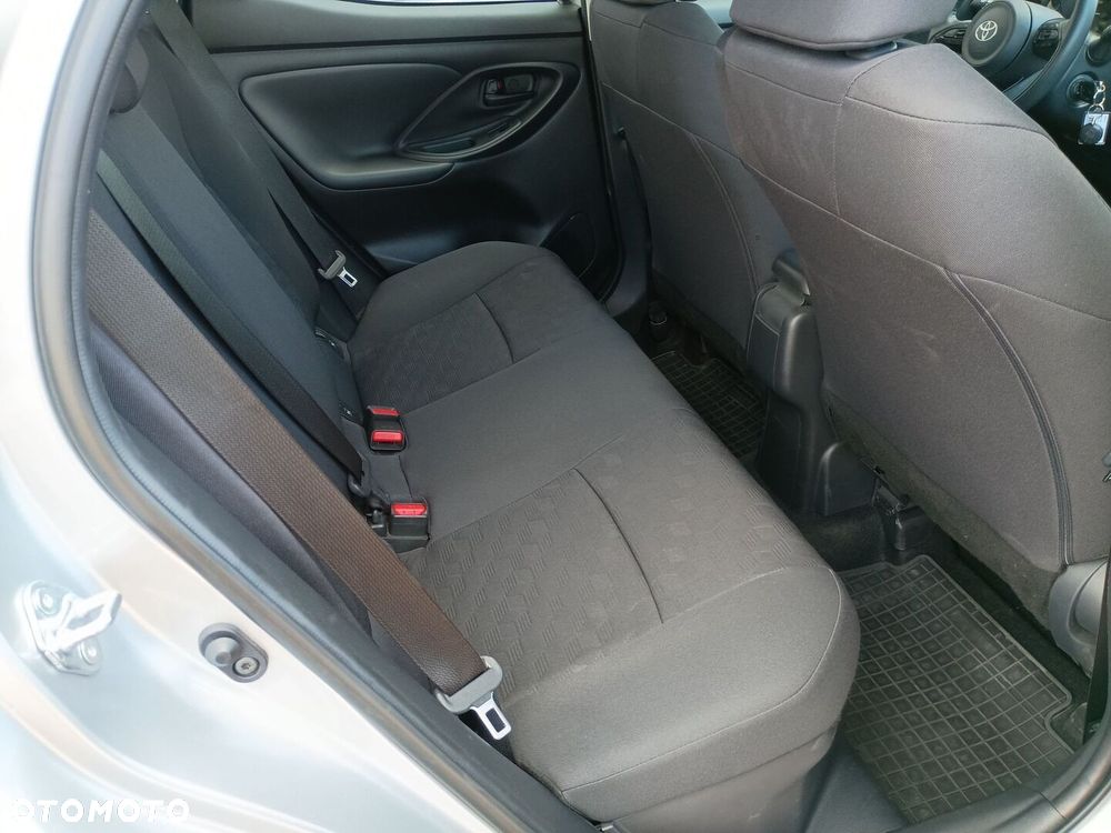 Toyota Yaris - 9