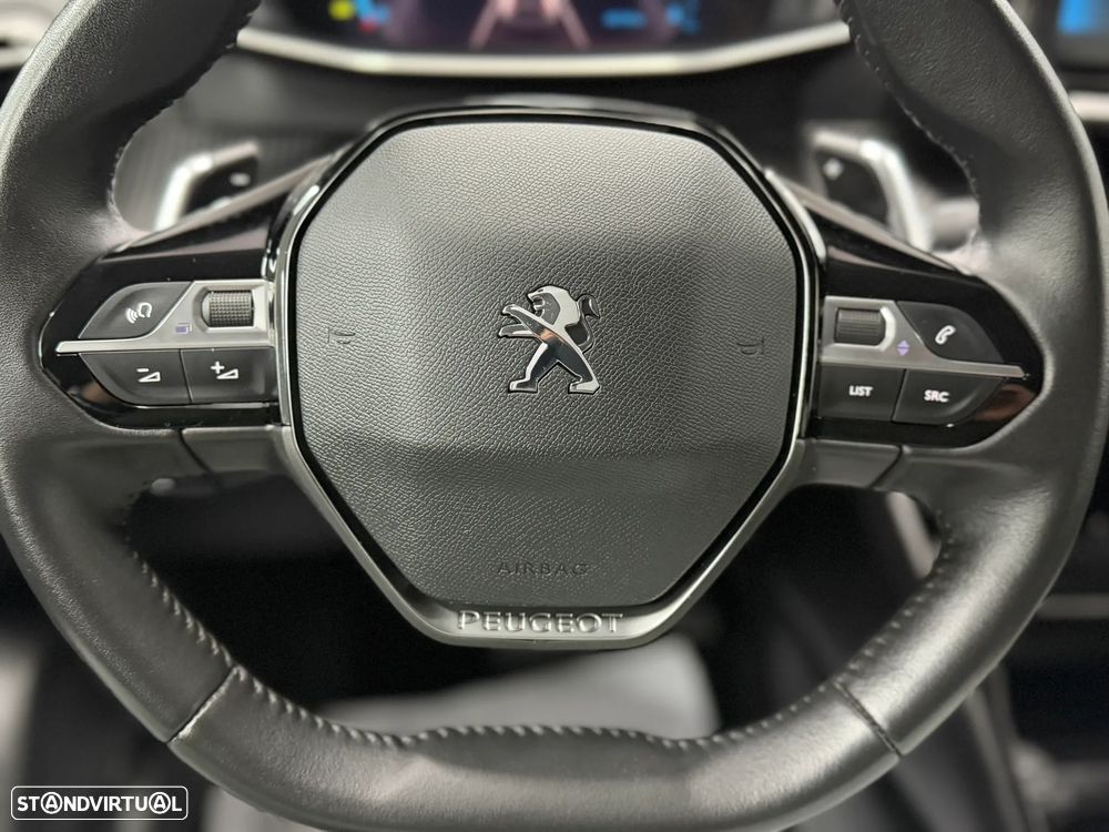 Peugeot 208 PureTech 100 EAT8 Allure - 16