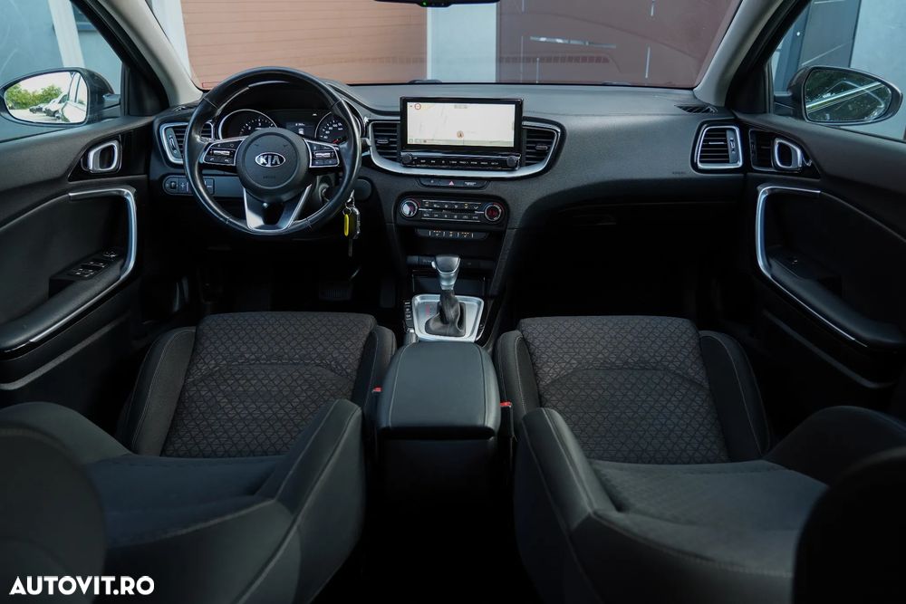 Kia Ceed 1.6 CRDi 136 DCT ISG Spirit - 13