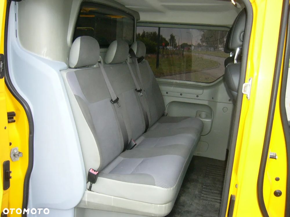 Opel Vivaro LONG 2,5 dci 115 Ps - 13