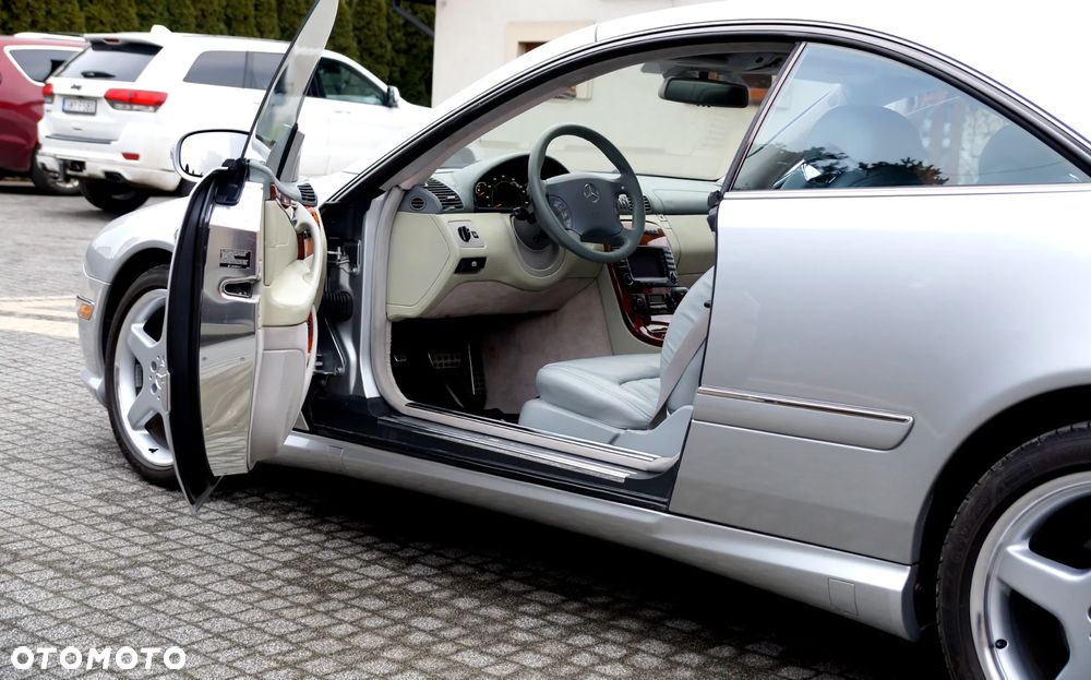 Mercedes-Benz CL 55 AMG - 16