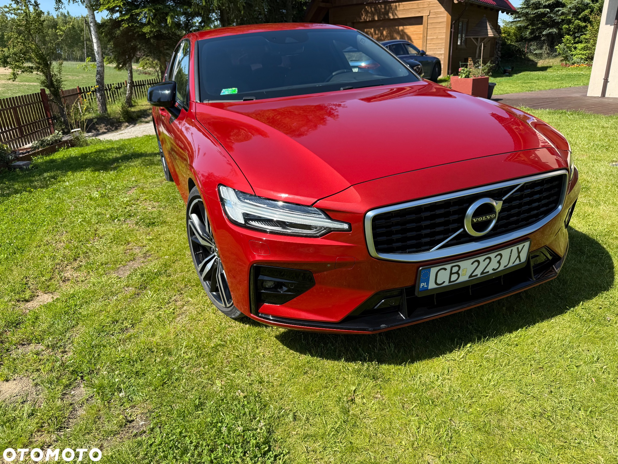 Volvo S60 T5 AWD R-Design - 3