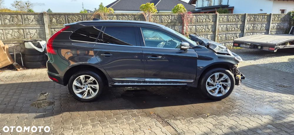 Volvo XC 60 D4 Drive-E R-Design Momentum - 6