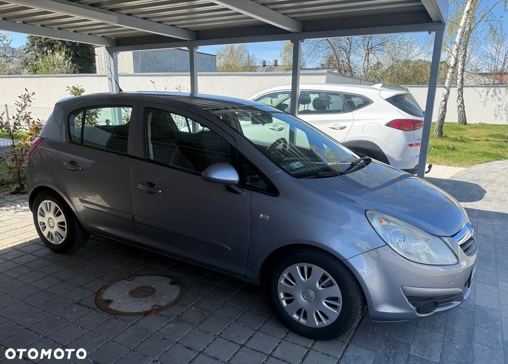 Opel Corsa 1.2 16V Edition - 4