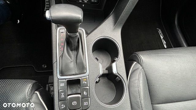 Kia Sportage - 16
