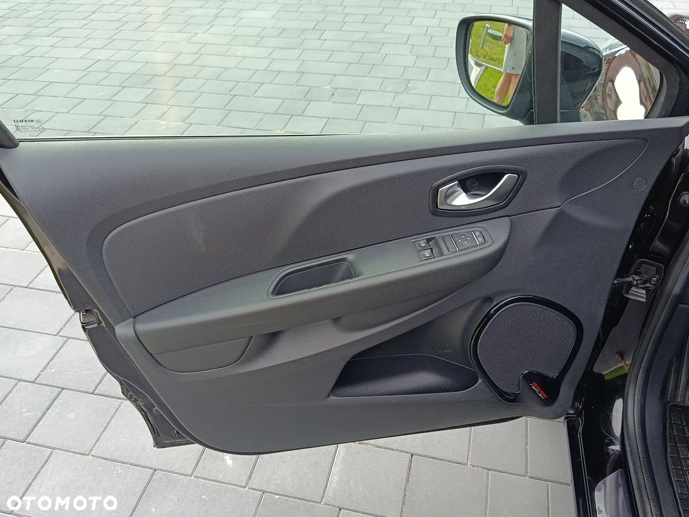 Renault Clio 0.9 Energy TCe Limited - 17